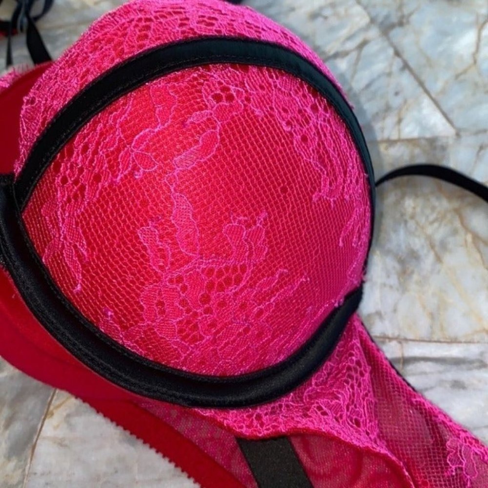 3 piece set VS Bombshell Front-Close 34A & Cut Out Back Panty S & Garter XS/S - Picture 5 of 12